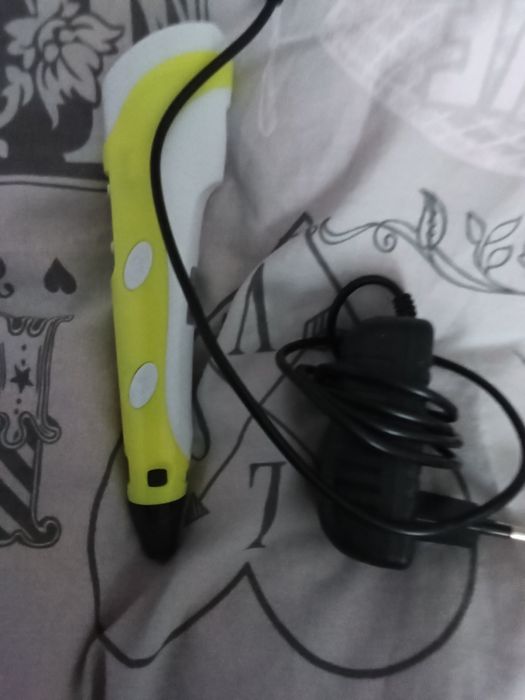 3D ручка жовтого кольору