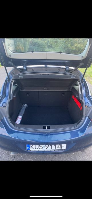 Opel Astra J 1.4 turbo wyposażenie COSMO