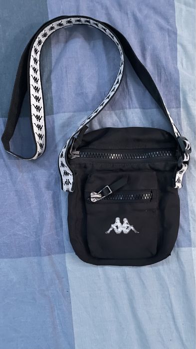 Барсетка kappa.