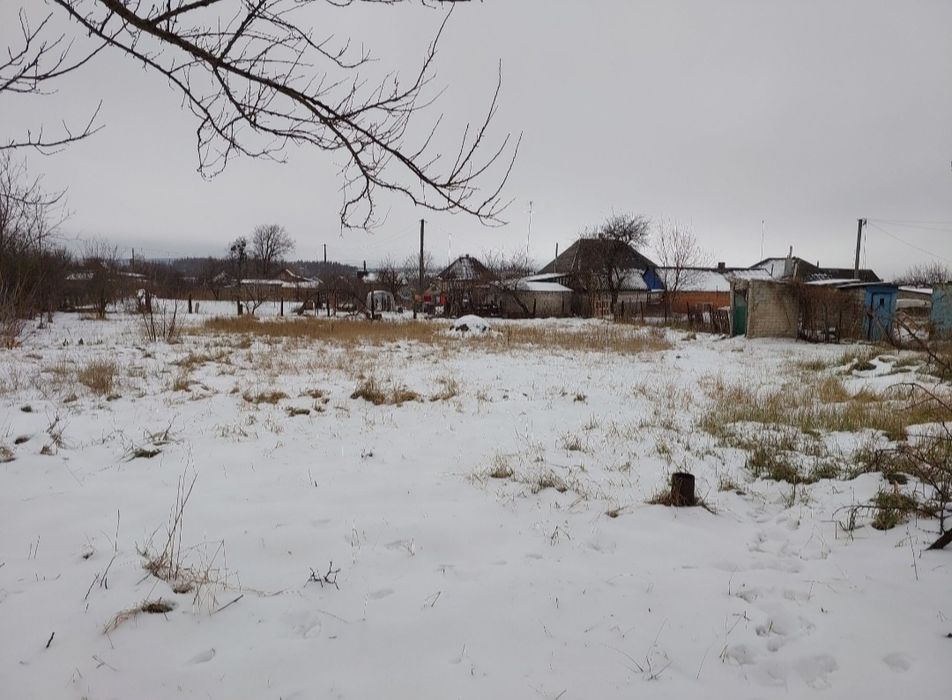 Продам домик под снос с земельный участком в Солоницевке(п.Пересечное)