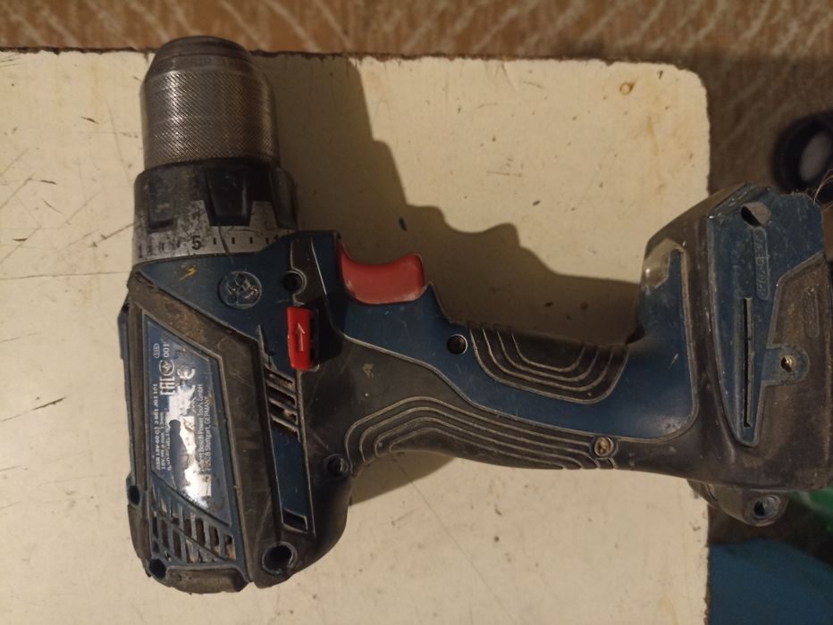 Wkrętarka Bosch 18v