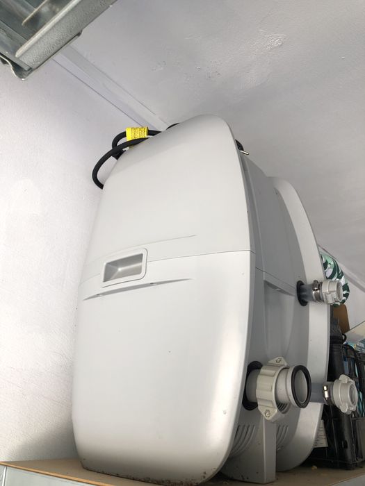 Sprzedam jacuzzi basen 4 osobowy masaż podgrzewany