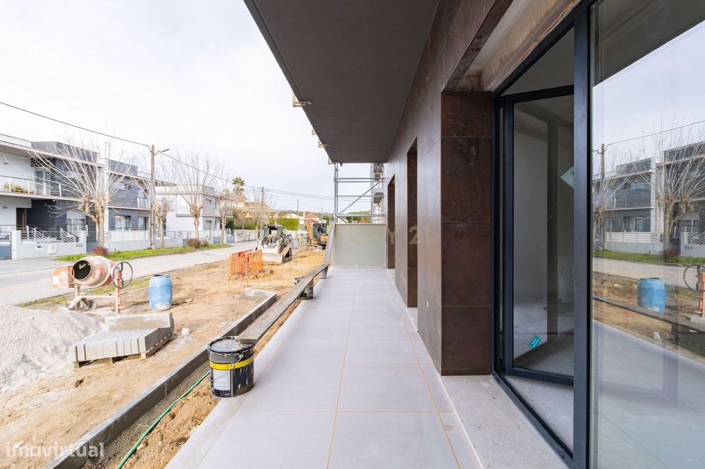 Apartamento T2 em Leiria - Moderno e em Construção — Parceiros E Azoia, Leiria