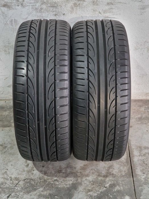 2 Pneus 215/50R17 HANKOOK Semi Novos