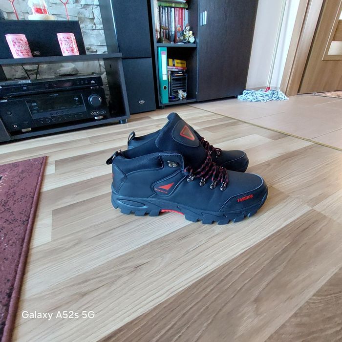 Sprzedam nowe buty męskie trekingowe firmy fason 47