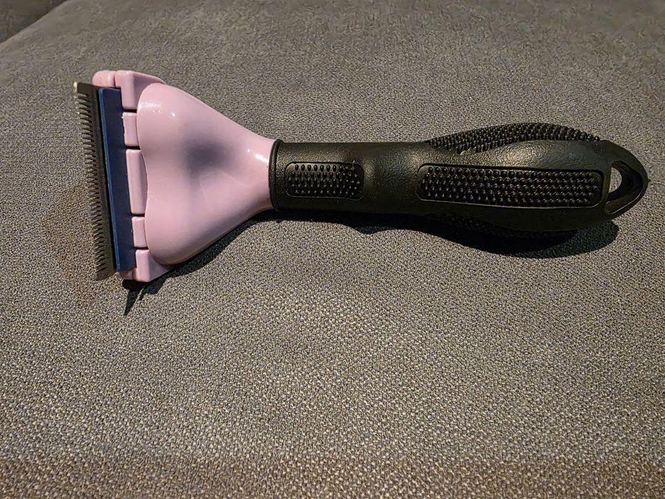 Furminator dla kota lub małego psa