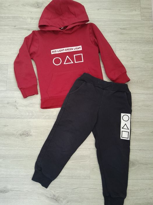 Спортивний костюм