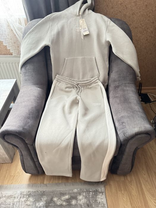 Спортивний костюм