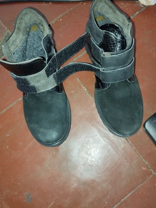 Черевики чорні зимові зі шкіри та замші на хутрі