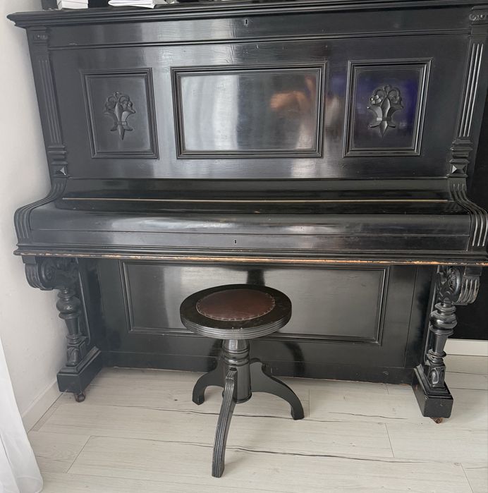 Pianino zabytkowe Fürnex + oryginalny stołek