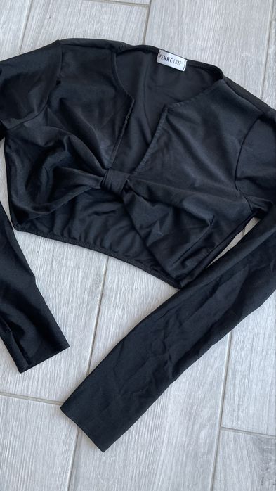 Топ з рукавом Femme Luxe