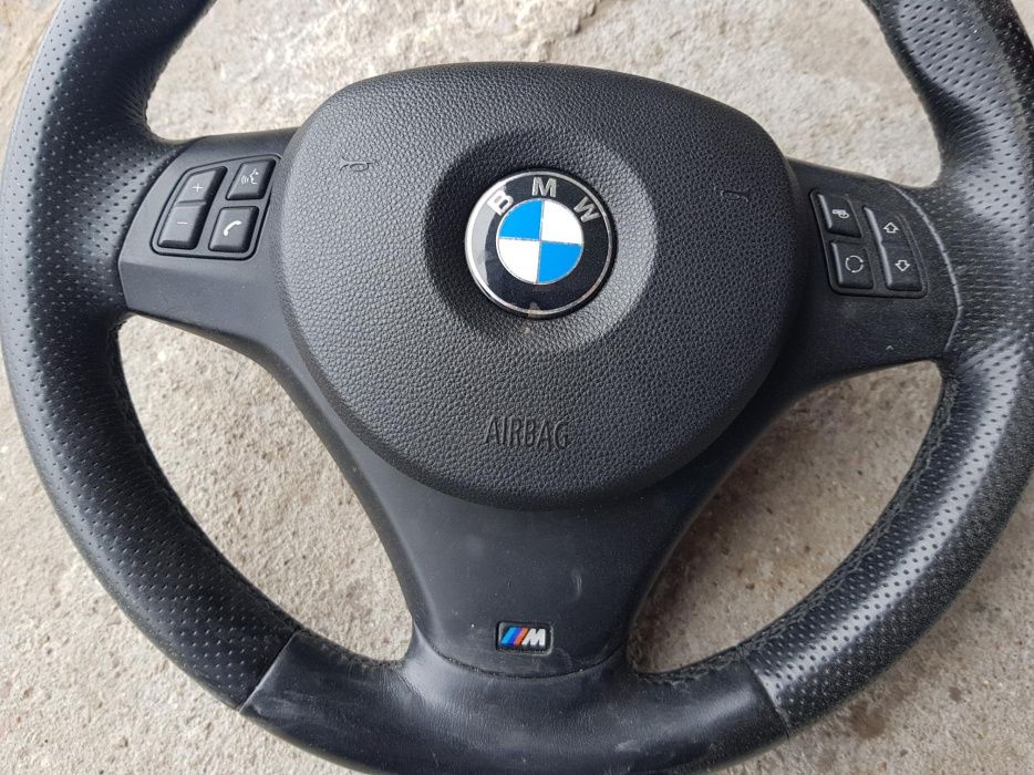 Bmw e90 e91 e92 e93 e87 kierownica poduszka Mpakiet