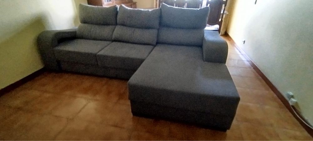 Sofa cama mais 4 bancos