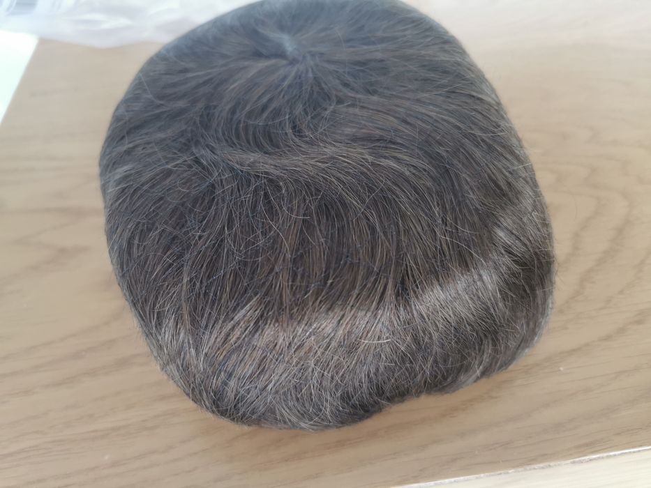 prótese capilar masculina feita de cabelo humano