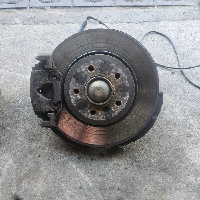 E46 330i 330ci 330d Hamulce Przód Zaciski swap hamulcy 325mm