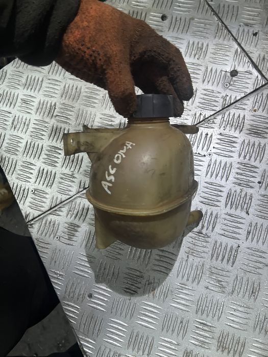 Бачок разширительный opel ascona