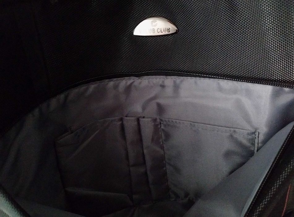 Czarna torba na laptopa 44x33x9