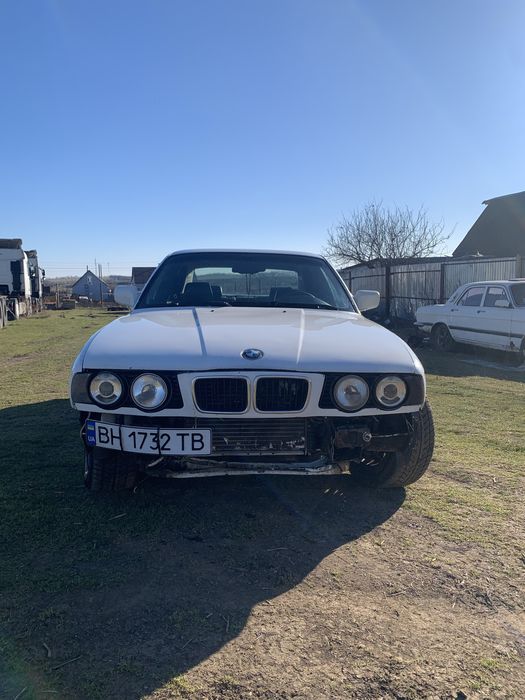 BMW E34 m50b20 на полном ходу