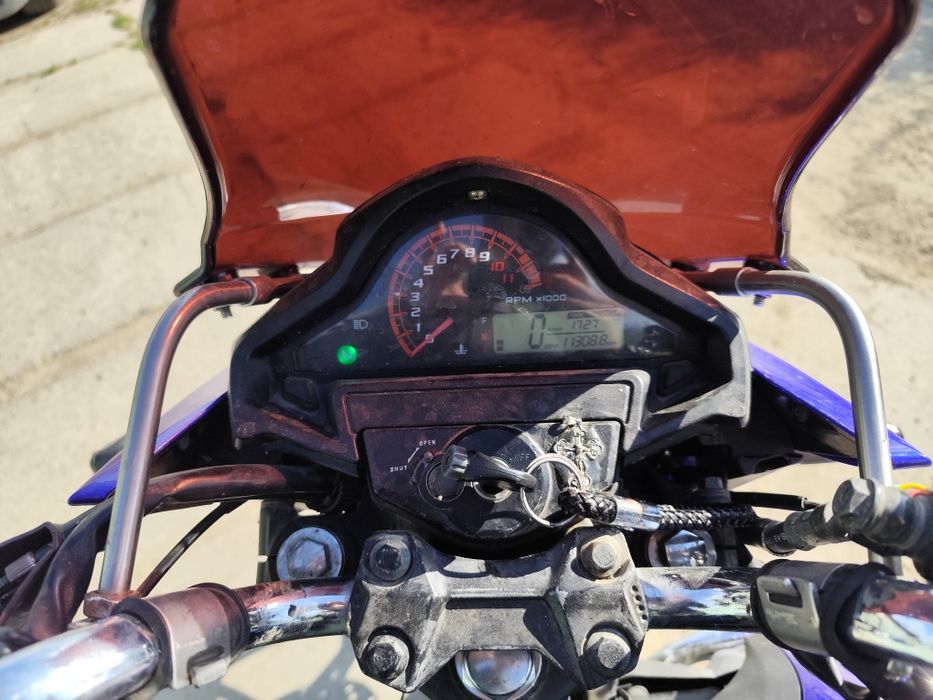 Продам Lifan kp200