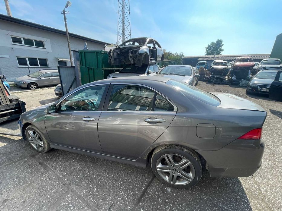 2007 Honda ACCORD VII 2.2 ICTDI N22A1 140 KM LAKIER YR562P Silnik Skrzynia części