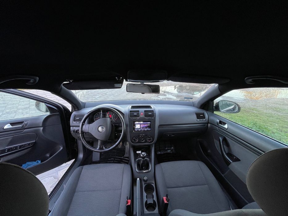 Volkswagen Jetta 1.6 mpi газ-бензин