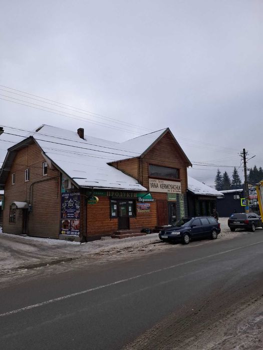 Продаю приміщення в центрі Ворохти біля дороги. 180м2.