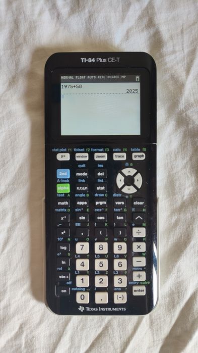 Calculadora Gráfica Texas Instruments TI-84 Plus CE-T