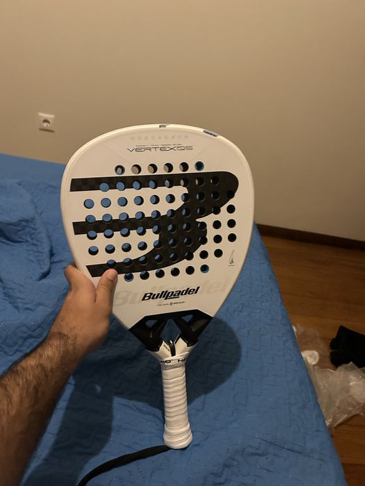 Raquete de padel bullpadel