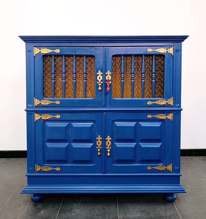 Móvel Vintage Azul e Dourado