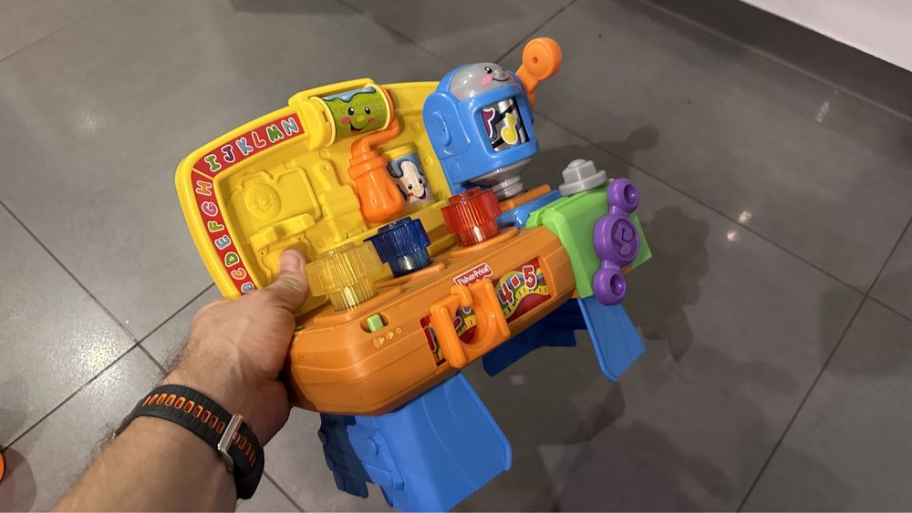 Warsztat sensoryczny fischer price