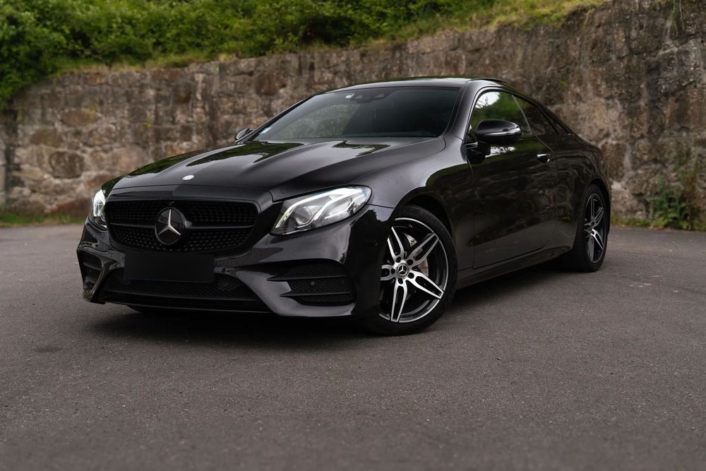 Mercedes-Benz E 220 d AMG Line