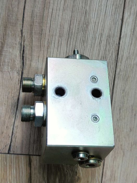 Kolekcja Kv KK012740 oryginał KV