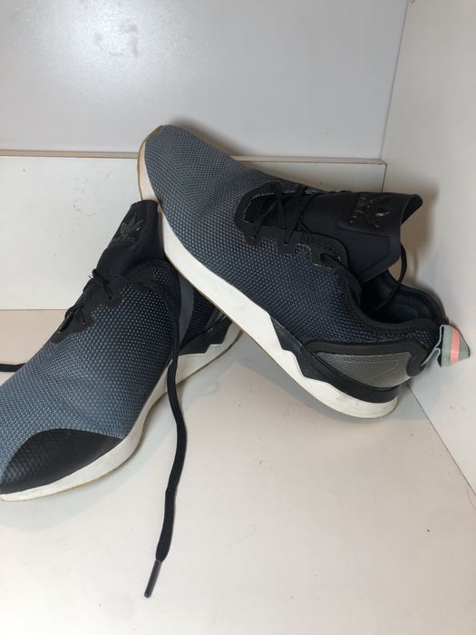 Чолрвічі кросівки Adidas ZX Flux ADV Asymmetrical: 250 грн