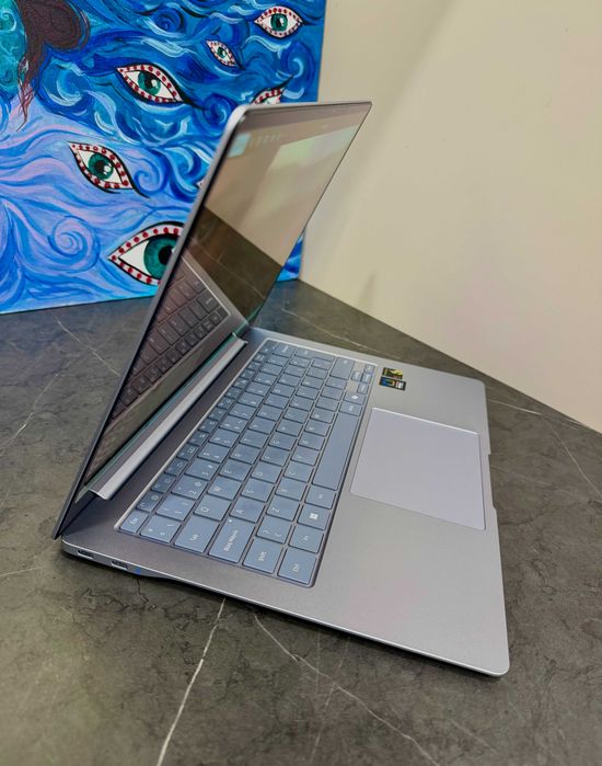 Ультрабук 14" WQXGA + AR Amoled ноутбук Samsung Galaxy Book 4 Edge Snapdragon X Elite X1E-80-100 RAM 16GB SSD 512GB Win11