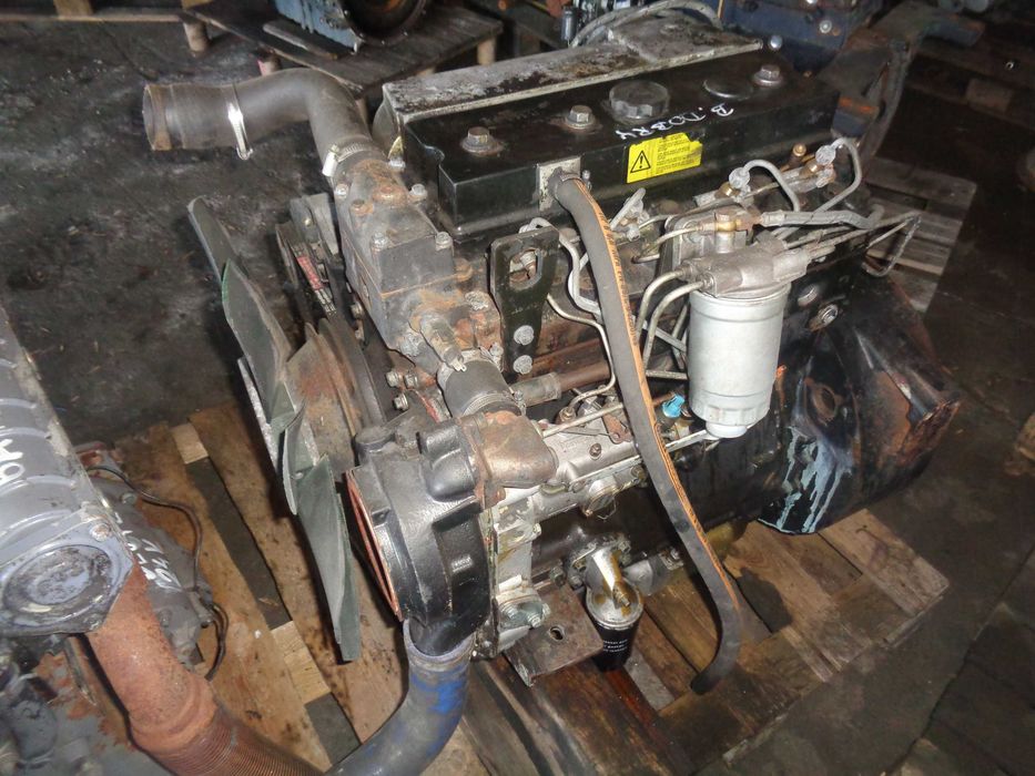 Silnik PERKINS AA 1004-4 diesel koparka , ładowarka , wózek widłowy