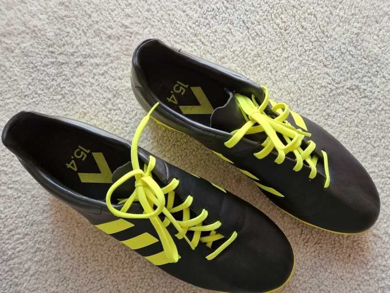 Chuteiras de futebol campo sintético Adidas 45 e 1/3