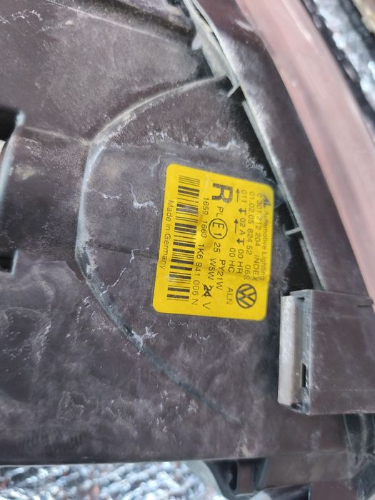 Lampa prawa VW golf 5