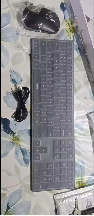 Teclado ultra slim sem fios retroiluminado + rato