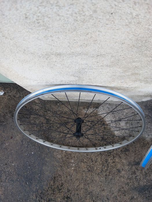 Vendo duas jantes 26