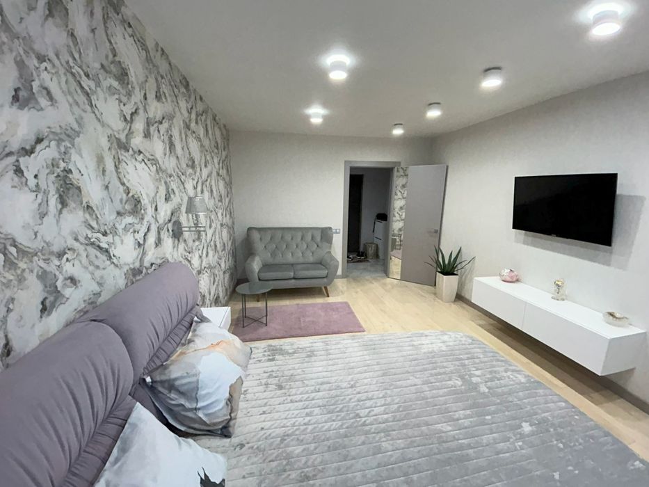 Подобово! Дизайнерські апартаменти м.СИРЕЦЬ ЖК Місто Кітів. 5 поверх.