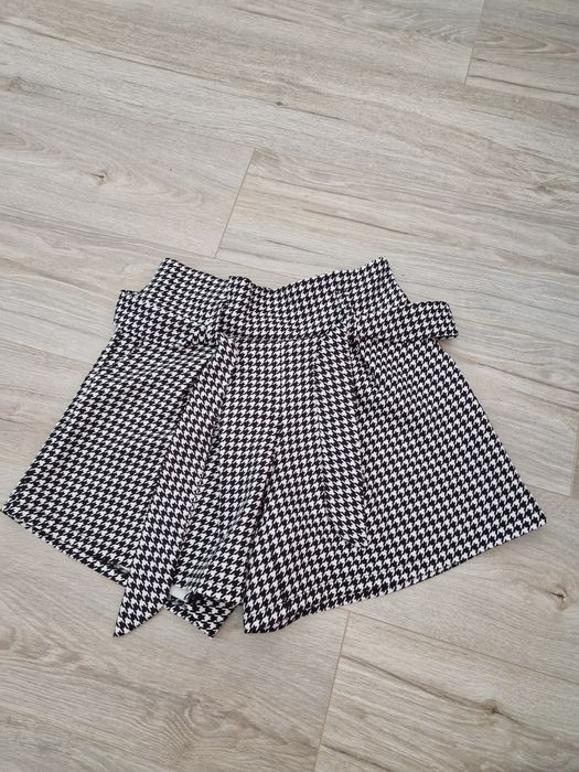 Spodenki w pepitkę New Collection nowe
