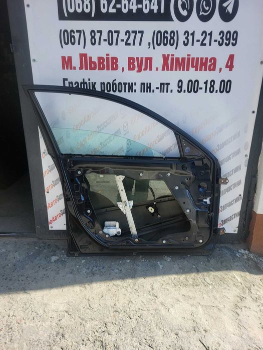 Двері Mazda 3 BK хетчбек передні ліві водійська дверка Мазда 3 бк