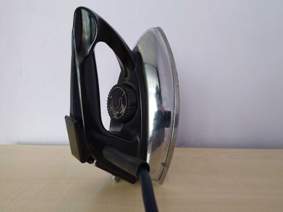 Żelazko Dezamet 220V sprawne