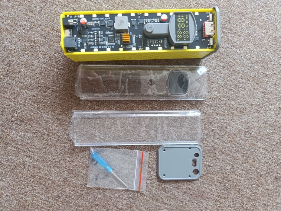 Корпус для сборки повербанка 65w+выход dc