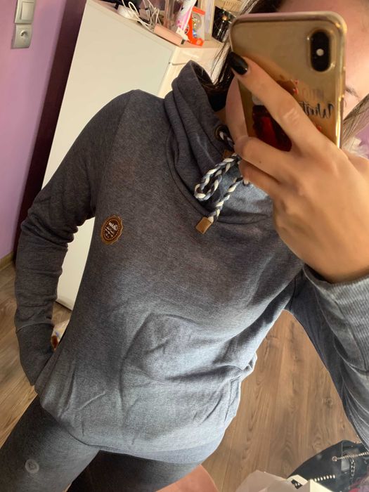 Szara bluza z kapturem M