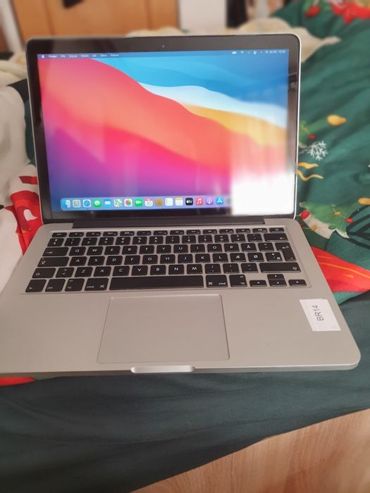 Sprzedam mac book