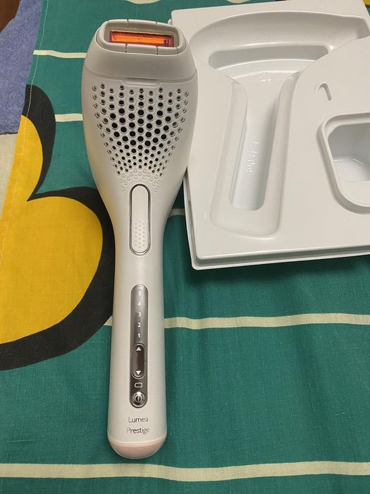 Фотоепілятор Philips Lumea Prestige SC 2005/00