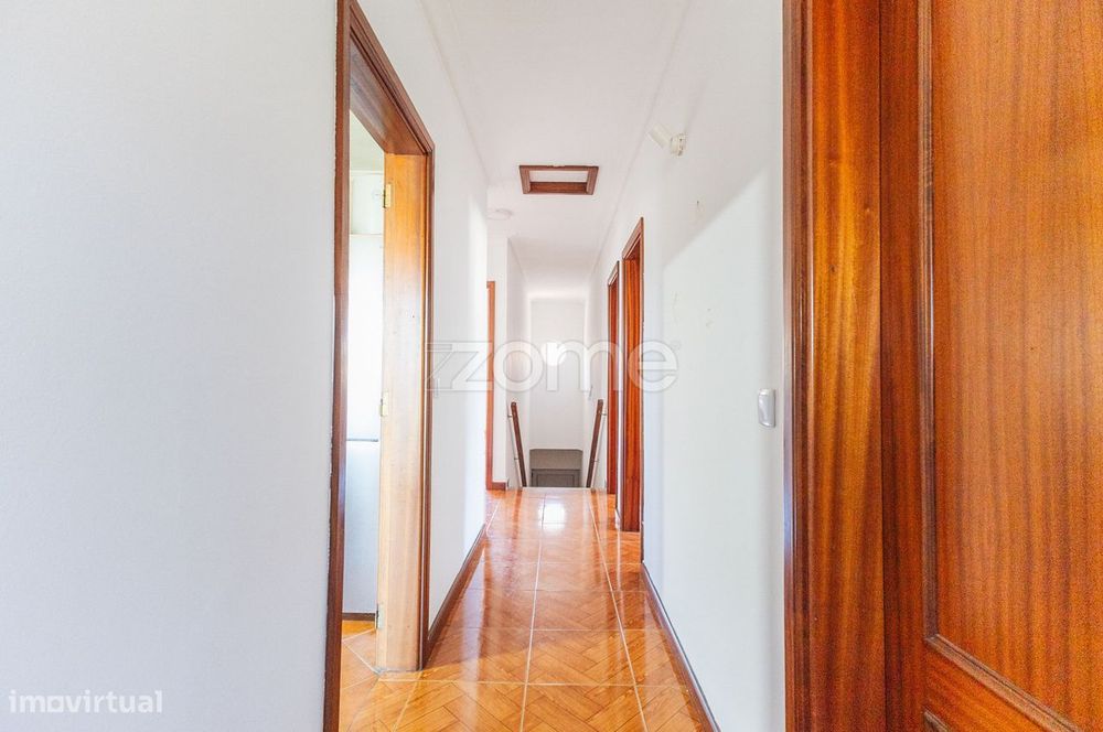Moradia em Chavão - Viatodos
