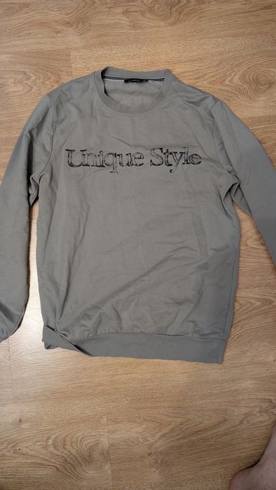 Szary swetshirt Unique Style, rozmiar S

S Very good