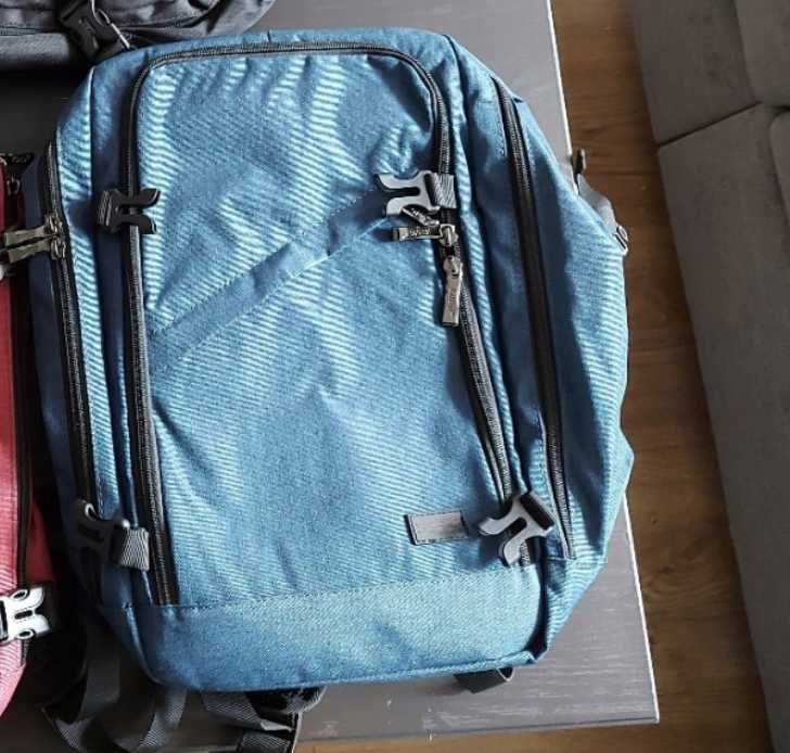 Mocny Plecak Do Samolotu 40x30x20 Ryanair Wizzair Podręczny Niebieski